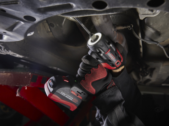 m7 Skruvdragare 2 x 18V 5.0Ah